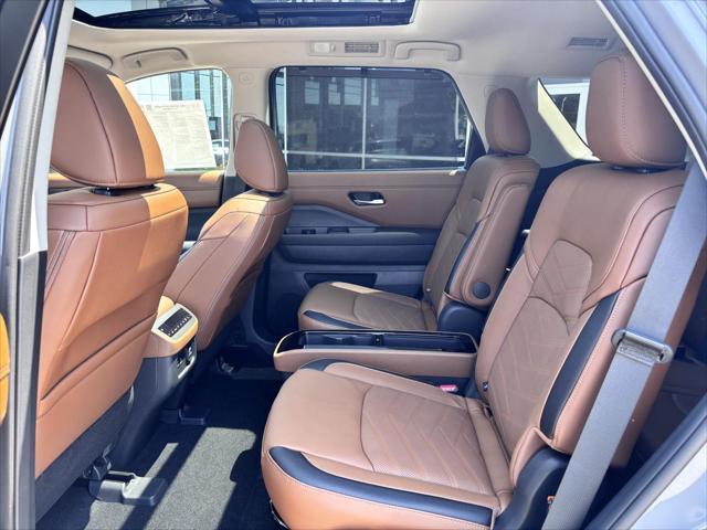 new 2025 Nissan Pathfinder car, priced at $50,508
