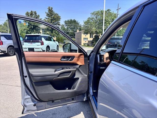 new 2025 Nissan Pathfinder car, priced at $50,508