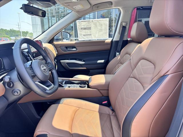 new 2025 Nissan Pathfinder car, priced at $50,508