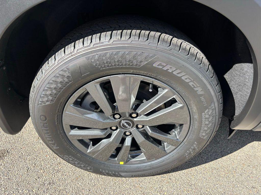 new 2025 Nissan Pathfinder car, priced at $35,451