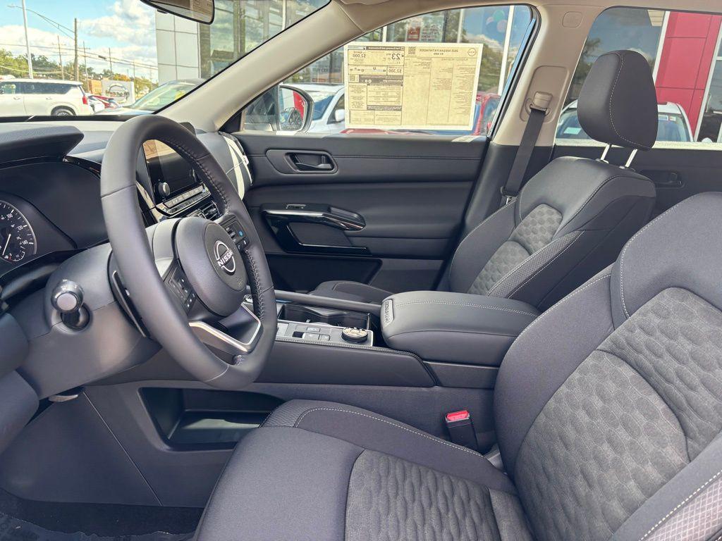new 2025 Nissan Pathfinder car, priced at $35,451