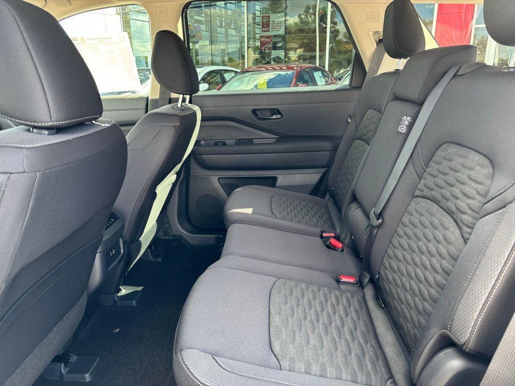 new 2025 Nissan Pathfinder car, priced at $35,451