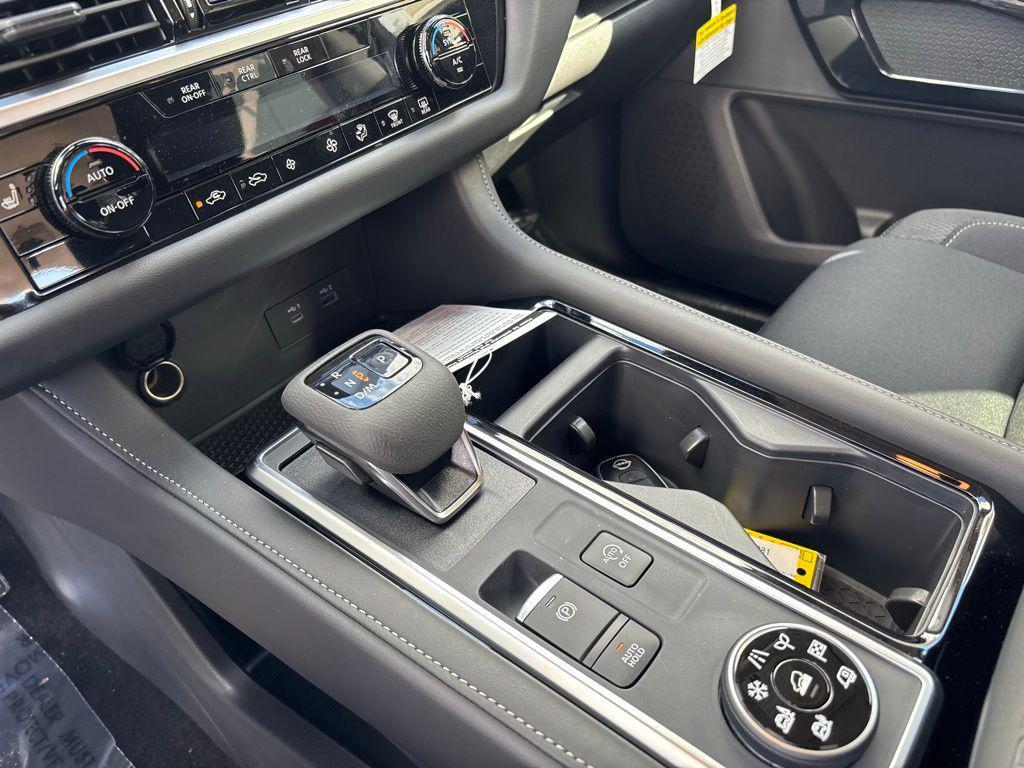 new 2025 Nissan Pathfinder car, priced at $35,451