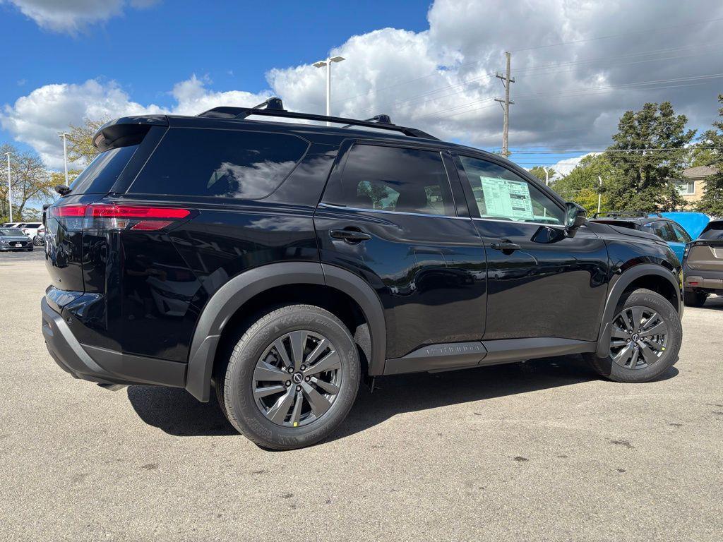 new 2025 Nissan Pathfinder car, priced at $35,451