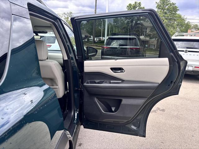 used 2023 Nissan Pathfinder car, priced at $35,897