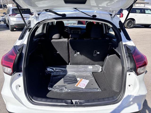 new 2025 Nissan Kicks car, priced at $22,760