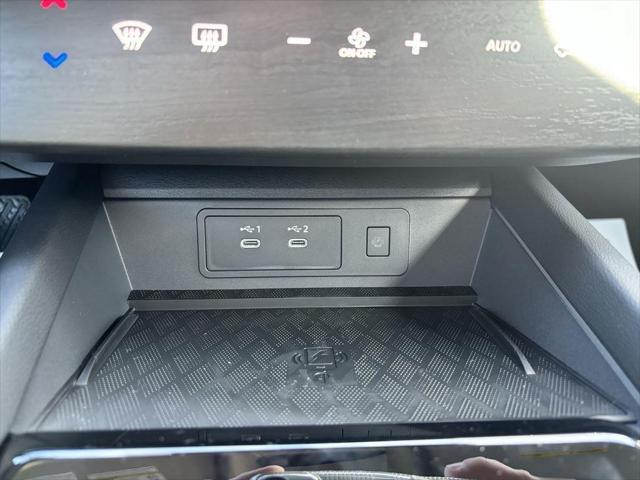 new 2025 Nissan Murano car, priced at $42,805