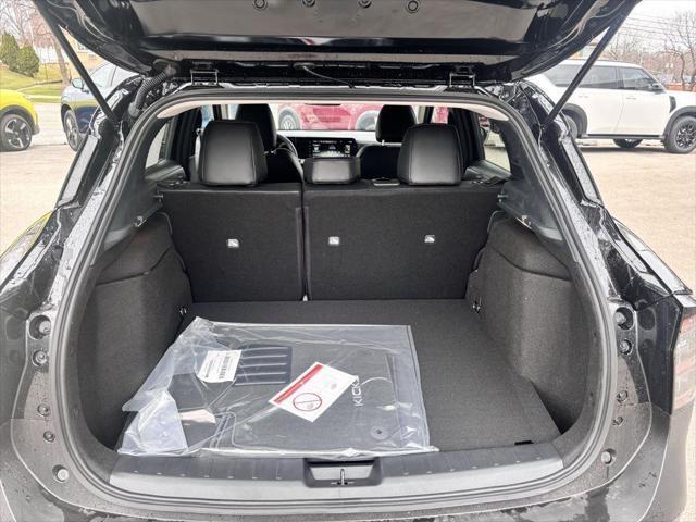 new 2025 Nissan Kicks car, priced at $29,030