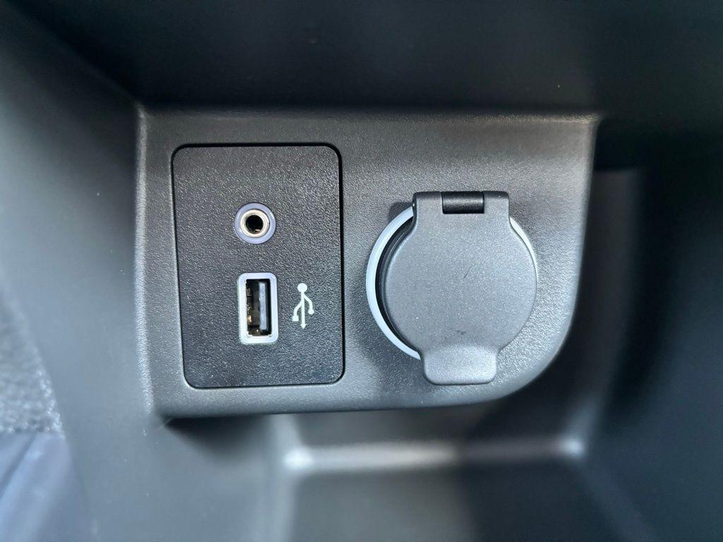 new 2025 Nissan Kicks car, priced at $22,086