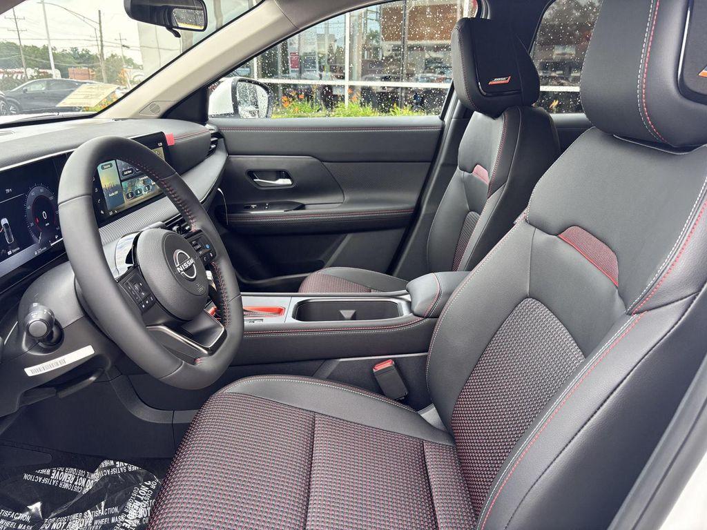 new 2025 Nissan Kicks car, priced at $29,912