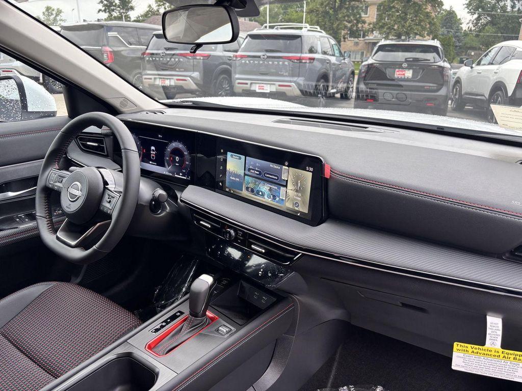 new 2025 Nissan Kicks car, priced at $29,912