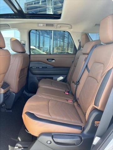 new 2025 Nissan Pathfinder car, priced at $53,530
