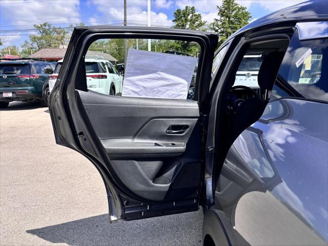 new 2025 Nissan Kicks car, priced at $25,800
