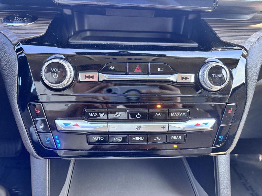 used 2022 Ford Explorer car, priced at $30,997