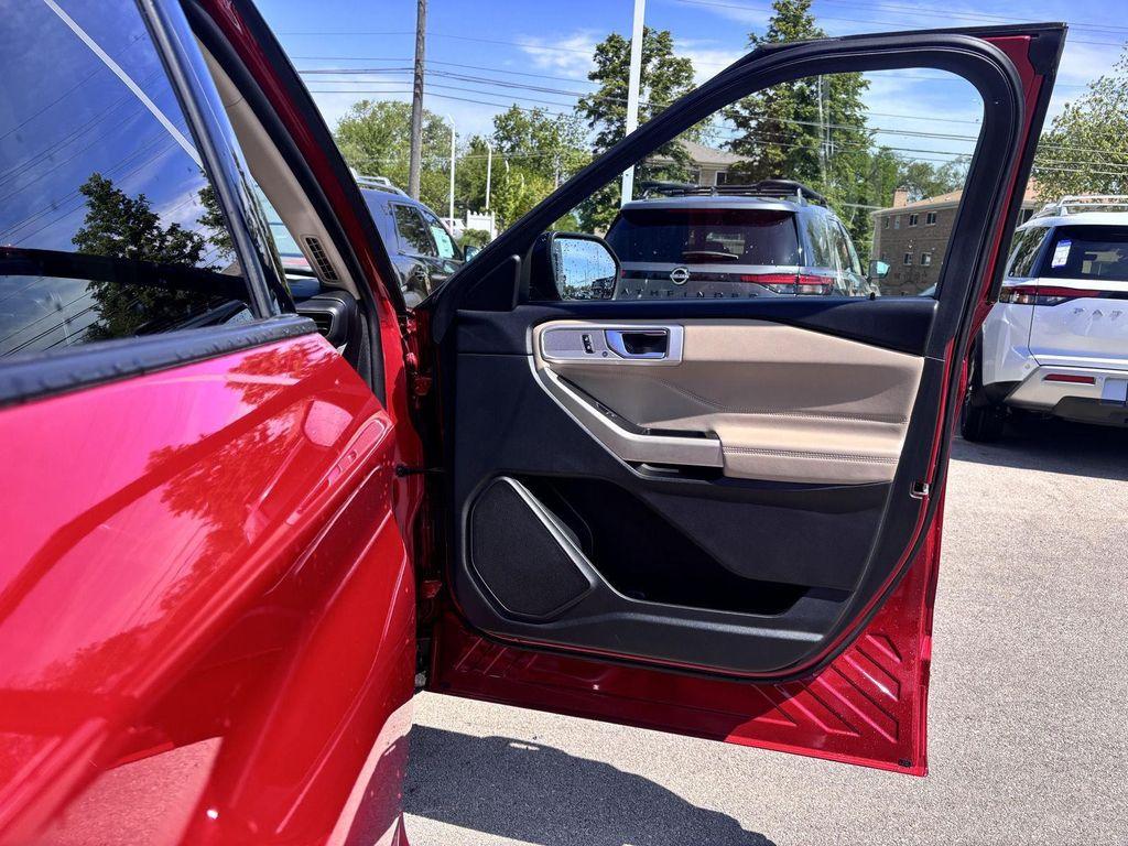 used 2022 Ford Explorer car, priced at $30,997