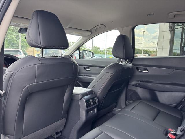 new 2025 Nissan Murano car, priced at $40,778