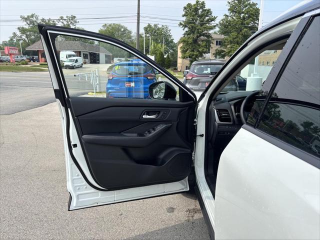 new 2025 Nissan Rogue car, priced at $44,825