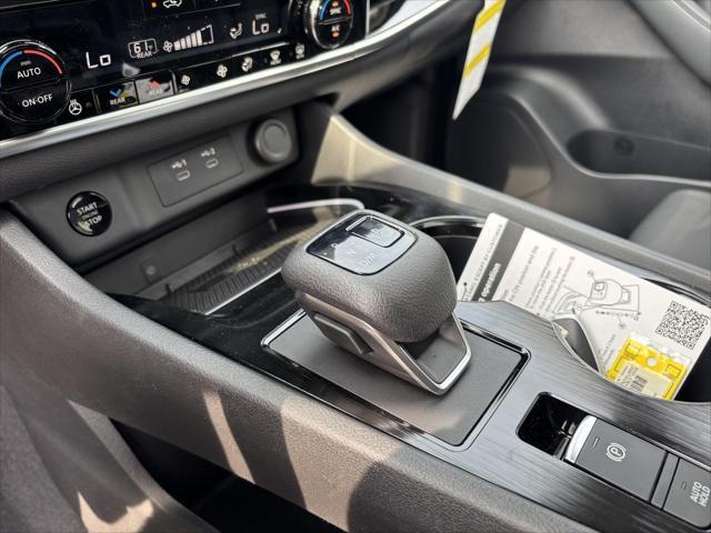 new 2025 Nissan Rogue car, priced at $44,825
