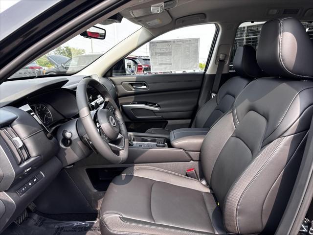 new 2025 Nissan Pathfinder car, priced at $42,785