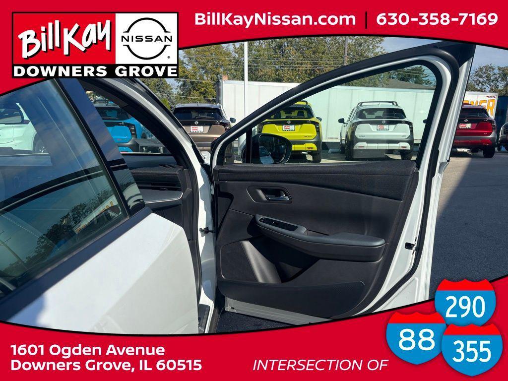 new 2026 Nissan Leaf car, priced at $38,425