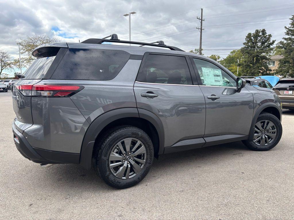 new 2025 Nissan Pathfinder car, priced at $35,372