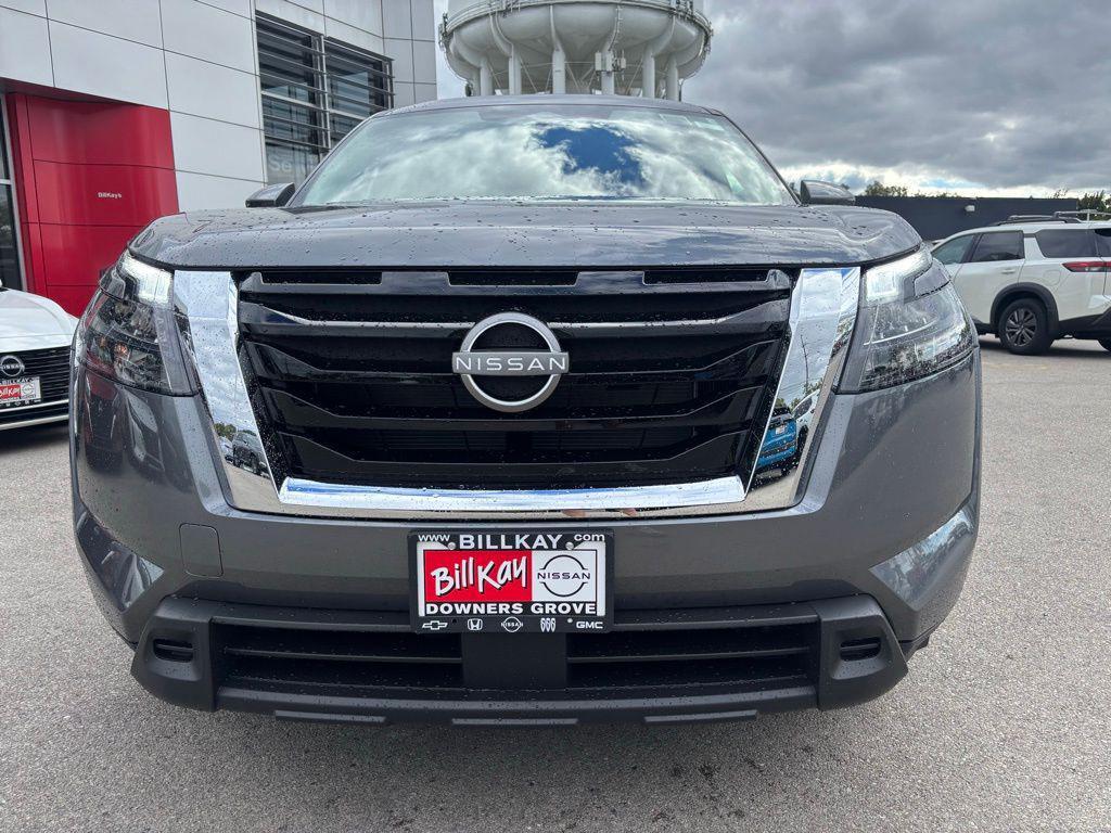 new 2025 Nissan Pathfinder car, priced at $35,372
