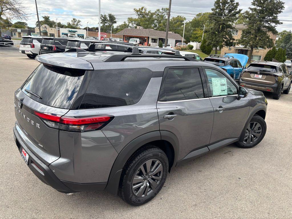 new 2025 Nissan Pathfinder car, priced at $35,372