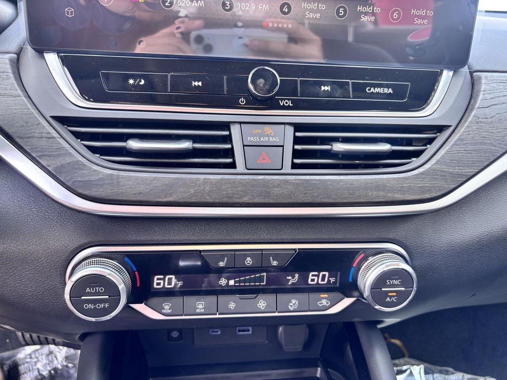 new 2025 Nissan Altima car, priced at $32,808