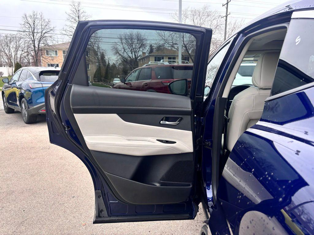 new 2025 Nissan Murano car, priced at $41,245