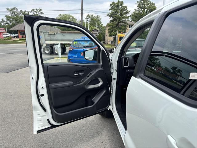 new 2025 Nissan Frontier car, priced at $41,725