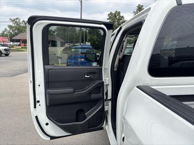 new 2025 Nissan Frontier car, priced at $41,725