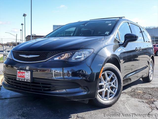 used 2017 Chrysler Pacifica car, priced at $14,489