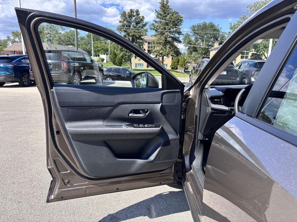new 2025 Nissan Kicks car, priced at $26,793