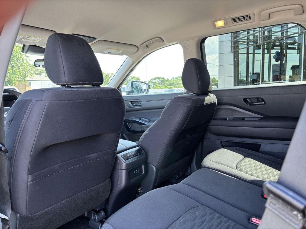 used 2025 Nissan Pathfinder car, priced at $37,400