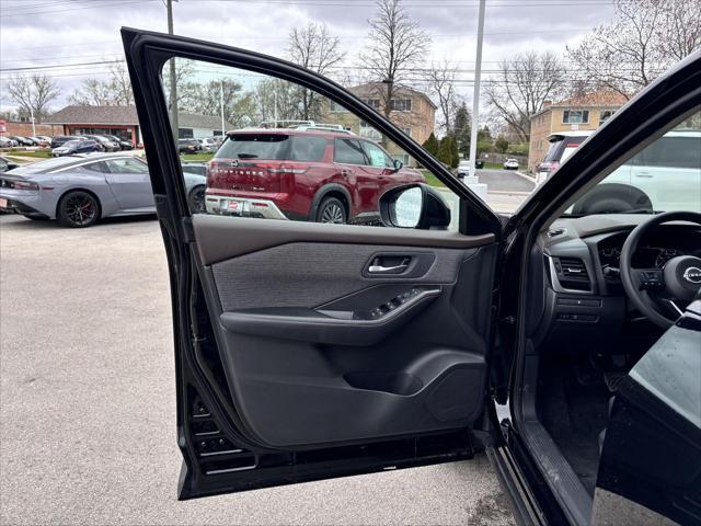 used 2023 Nissan Rogue car, priced at $21,924