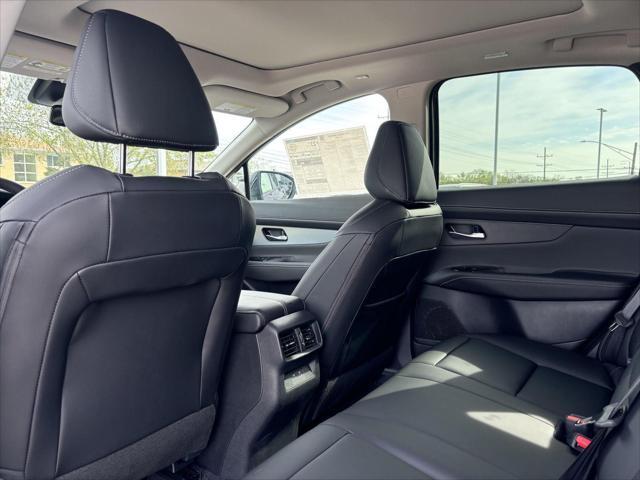 new 2025 Nissan Murano car, priced at $50,460