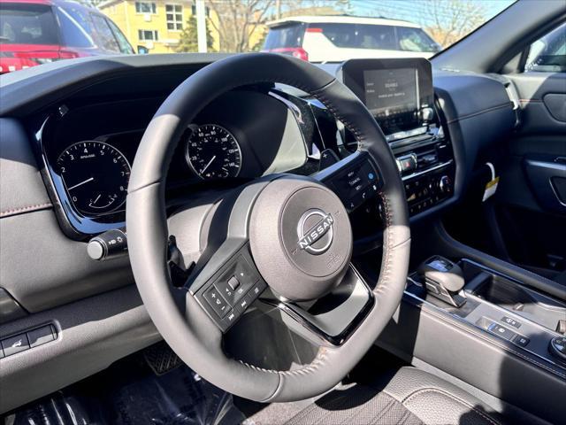 new 2025 Nissan Pathfinder car, priced at $44,925