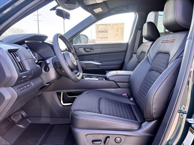 new 2025 Nissan Pathfinder car, priced at $44,925