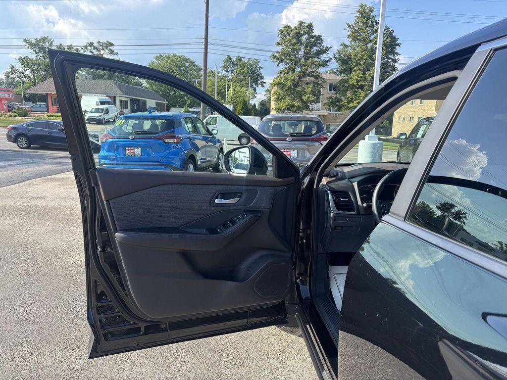 used 2023 Nissan Rogue car, priced at $19,269