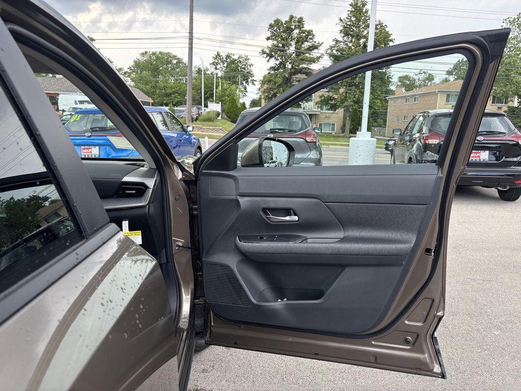 new 2025 Nissan Kicks car, priced at $25,355