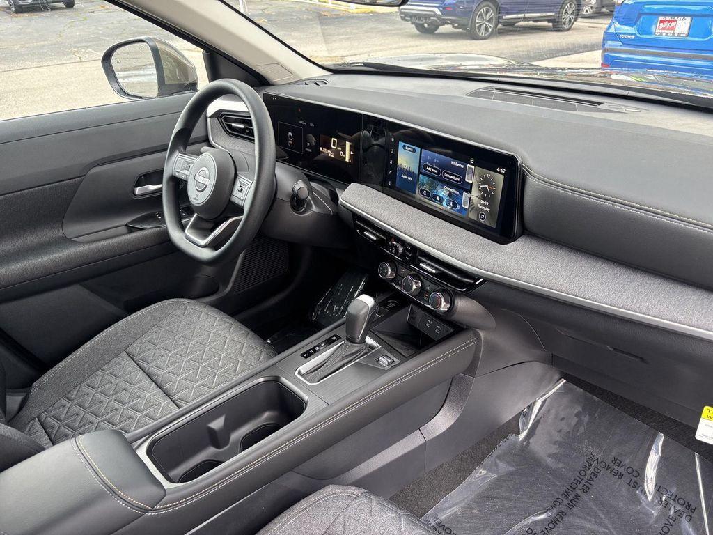 new 2025 Nissan Kicks car, priced at $25,355