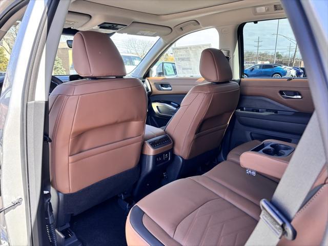 new 2025 Nissan Pathfinder car, priced at $52,905
