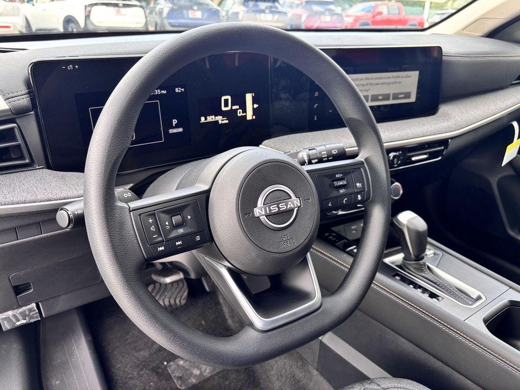 new 2025 Nissan Kicks car, priced at $25,517