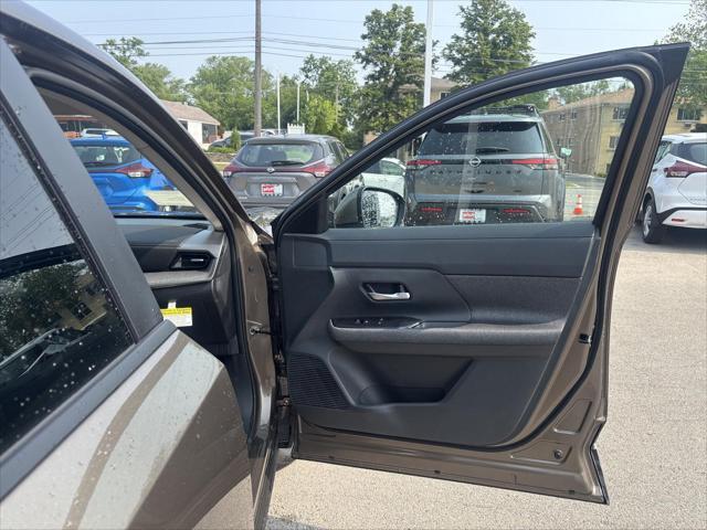 new 2025 Nissan Kicks car, priced at $25,962