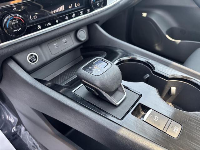 used 2021 Nissan Rogue car, priced at $24,918