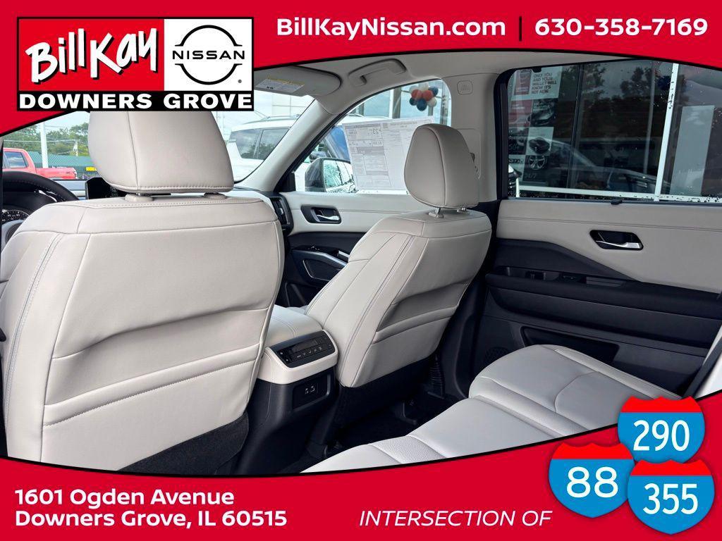 new 2025 Nissan Pathfinder car, priced at $38,554