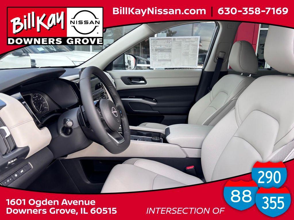 new 2025 Nissan Pathfinder car, priced at $38,554