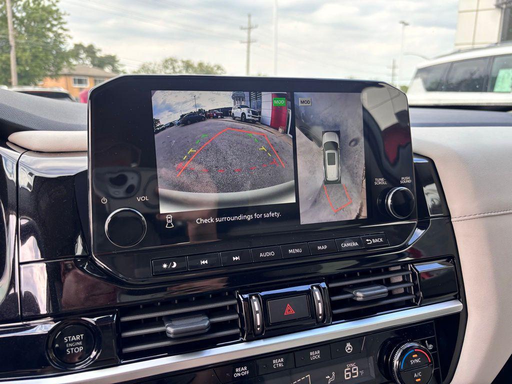 new 2025 Nissan Pathfinder car, priced at $43,554