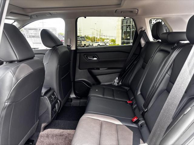 new 2025 Nissan Rogue car, priced at $44,825