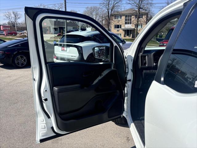 new 2025 Nissan Frontier car, priced at $33,564
